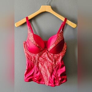 Sexy women's size UK 30E 'PLEASURE STATE VIP' Red Lace Bustier‎ Corset